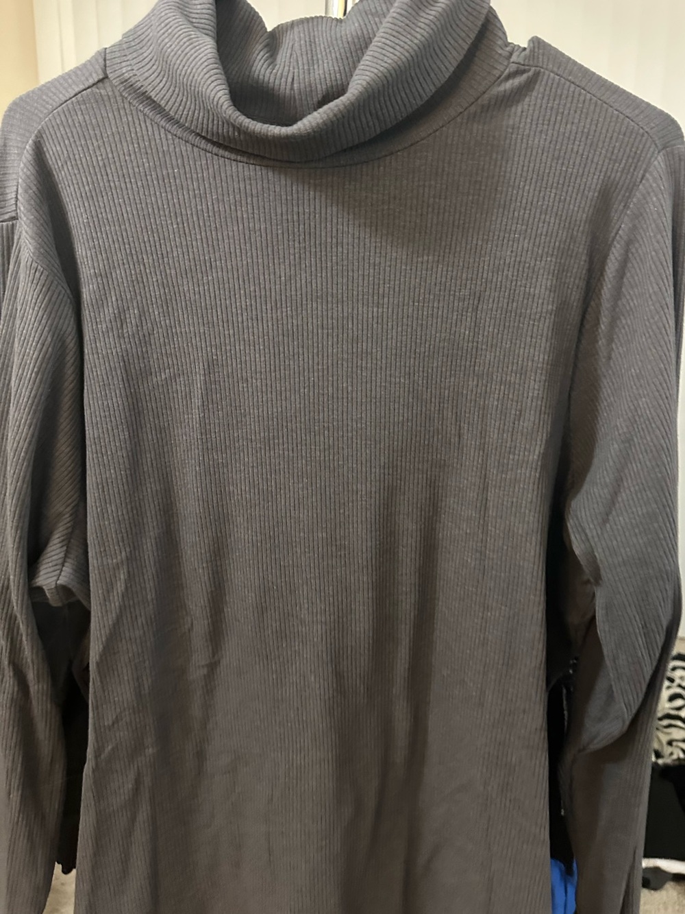 Old Navy Women's Ribbed Turtleneck Sweater - Gray